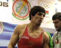 Даурен Куруглиев принес три победы сборной России на Кубке мира по вольной борьбе в Лос-Анджелесе Даурен Куруглиев принес три победы сборной России на Кубке мира по вольной борьбе в Лос-Анджелесе