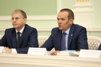 Михаил Игнатьев поприветствовал участников Всероссийской научной конференции «Проблемы просвещения, истории и культуры сквозь призму этнического многообразия России»