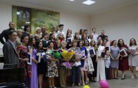 Выпускники факультета художественного и музыкального образования получили дипломы о высшем образовании