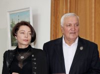 В ЧГПУ открылась выставка Миши Гришовича и Сусанны Мишаевны Григорян