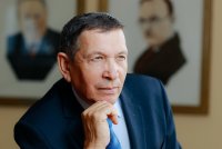Поздравляем профессора Л.А. Ефимова с награждением медалью «100-летие образования Чувашской автономной области» Поздравляем профессора Л.А. Ефимова с награждением медалью «100-летие образования Чувашской автономной области»
