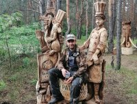 Евгений Акимов – организатор фестиваля резьбы по дереву бензопилой «Сурские лесные былины» Евгений Акимов – организатор фестиваля резьбы по дереву бензопилой «Сурские лесные былины»