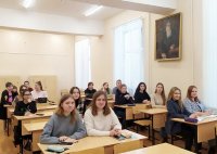 В ЧГПУ начались занятия по программе профессионального обучения «Вожатый» В ЧГПУ начались занятия по программе профессионального обучения «Вожатый»