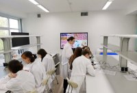 Лаборатория «Биоинноватика» Технопарка универсальных педагогических компетенций «Учитель будущего поколения» открывает двери школьникам Лаборатория «Биоинноватика» Технопарка универсальных педагогических компетенций «Учитель будущего поколения» открывает двери школьникам