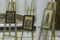 В Университете Яковлева открылась выставка «Русская икона – умозрение в красках» В Университете Яковлева открылась выставка «Русская икона – умозрение в красках»