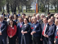 В День чувашского языка – цветы к памятнику Ивану Яковлевичу Яковлеву В День чувашского языка – цветы к памятнику Ивану Яковлевичу Яковлеву