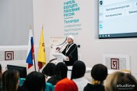 Полномочный представитель ДУМ РФ в ПФО Мунир Беюсов встретился с иностранными студентами, обучающимися в Университете Яковлева Полномочный представитель ДУМ РФ в ПФО Мунир Беюсов встретился с иностранными студентами, обучающимися в Университете Яковлева