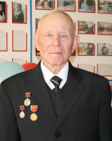 Парта Героя