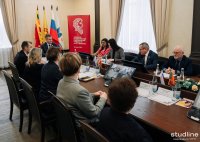 Круглый стол, посвященный сотрудничеству ЧГПУ с организациями Шри-Ланки Круглый стол, посвященный сотрудничеству ЧГПУ с организациями Шри-Ланки