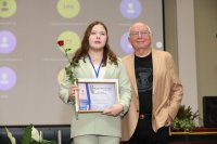 Студентке ЧГПУ Анастасии Алексеевой присуждена стипендия Совета финансового рынка